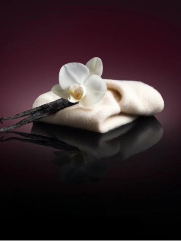 Спрей Bare Vanilla Intense Fragrance Mist
