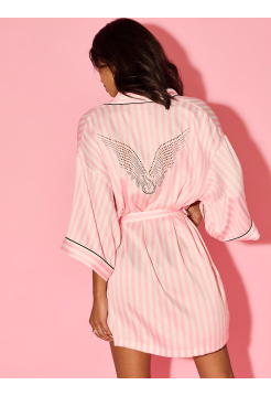 Сатиновый халат Victoria's Secret Backstage Satin Sparkle Short Robe Pink Stripe