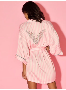 Сатиновый халат Victoria's Secret Backstage Satin Sparkle Short Robe Pink Stripe