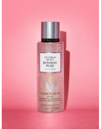 Лімітований спрей Runway Pose Shimmer Fragrance Mist