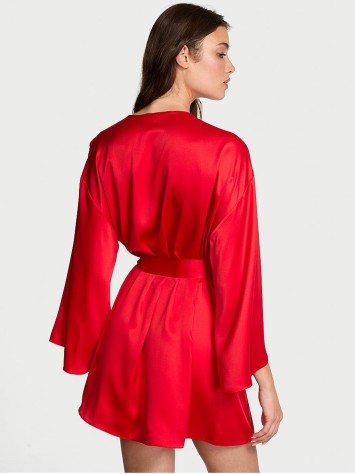 Сатиновий халат Victoria's Secret Bright Vermillion Red Satin Sparkle Bow Short Robe