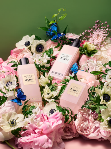 Парфюмированный спрей Tease Sugar Fleur Fine Fragrance Mist