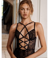 Боди Victoria’s Secret Lingerie lace bodysuit