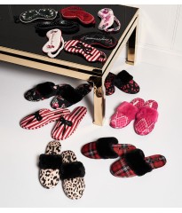 Домашние тапочки VS Signature Satin Slippers Cherry