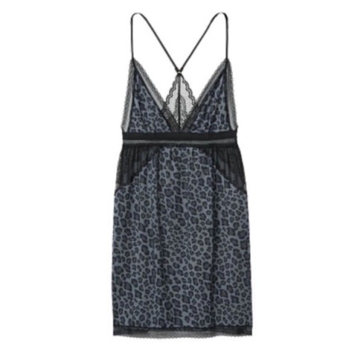Пеньюар Victoria's Secret Blue Leopard Lace Modal Slip