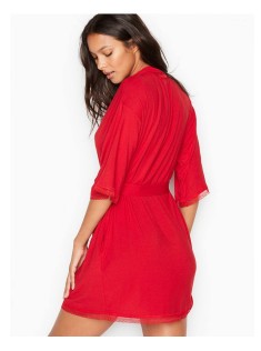 Халат Victoria's Secret червоний supersoft lace trim robe