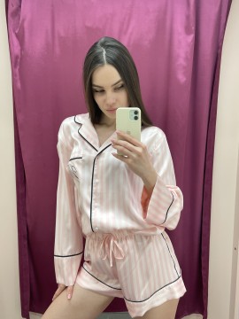 Сатинова піжама в рожеву смужку Victoria's Secret The Satin Short PJ Set