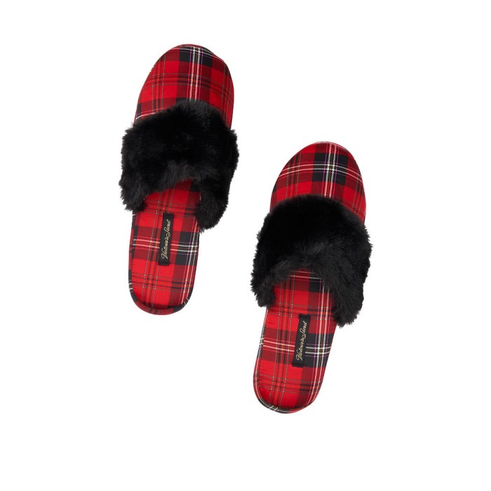 Домашні капці Victoria's Secret Signature Satin Slipper