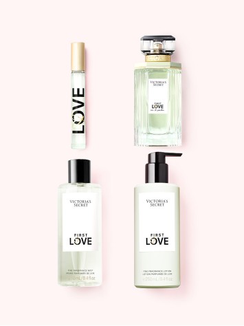 Парфюмированный спрей First Love Victoria's Secret 250ml