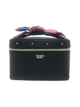 Б'юті кейс Runway Train Case VICTORIA'S SECRET