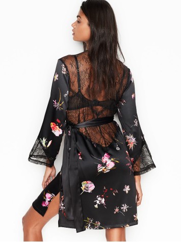Сатиновий халат Victoria's Secret Very Sexy Satin Kimono Black Lace