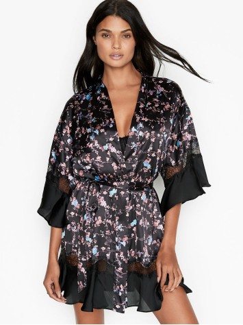 Сатиновий халат Victoria's Secret Very Sexy Satin Kimono Floral Lace
