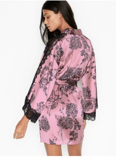 Халат Victoria's Secret Pink Lace Satin Robe Etched Roses
