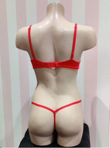 Комплект білизни Victoria's Secret Very Sexy Push-up Bra set &amp; V-string panty