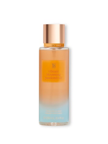 Спрей Vivid Blooms Body Mist Vibrant Blooming Passionfruit