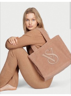 Сумка Victoria’s Secret Cozy Plush Fleece Tote Bag Sherpa Warm Brown