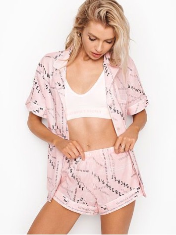 Піжама Victoria's Secret Lightweight Boxer PJ SET Print ANGEL PINK TYPED LOGOS VS