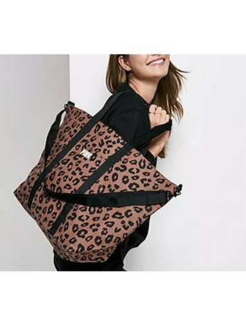 ПЛЯЖНА СУМКА VICTORIAS SECRET TOTE WEEKENDER BAG - WILD LEOPARD PRINT